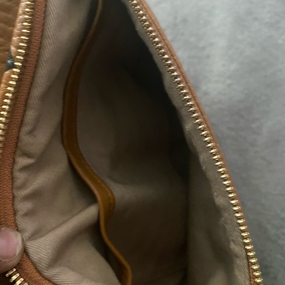 Mcm Crossbody - Picture 7 of 7